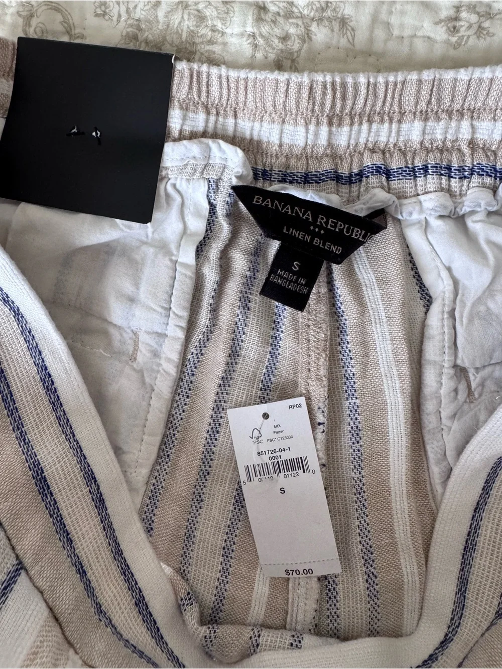 Banana Republic Beige and Blue Striped wide pants, SP 🦋